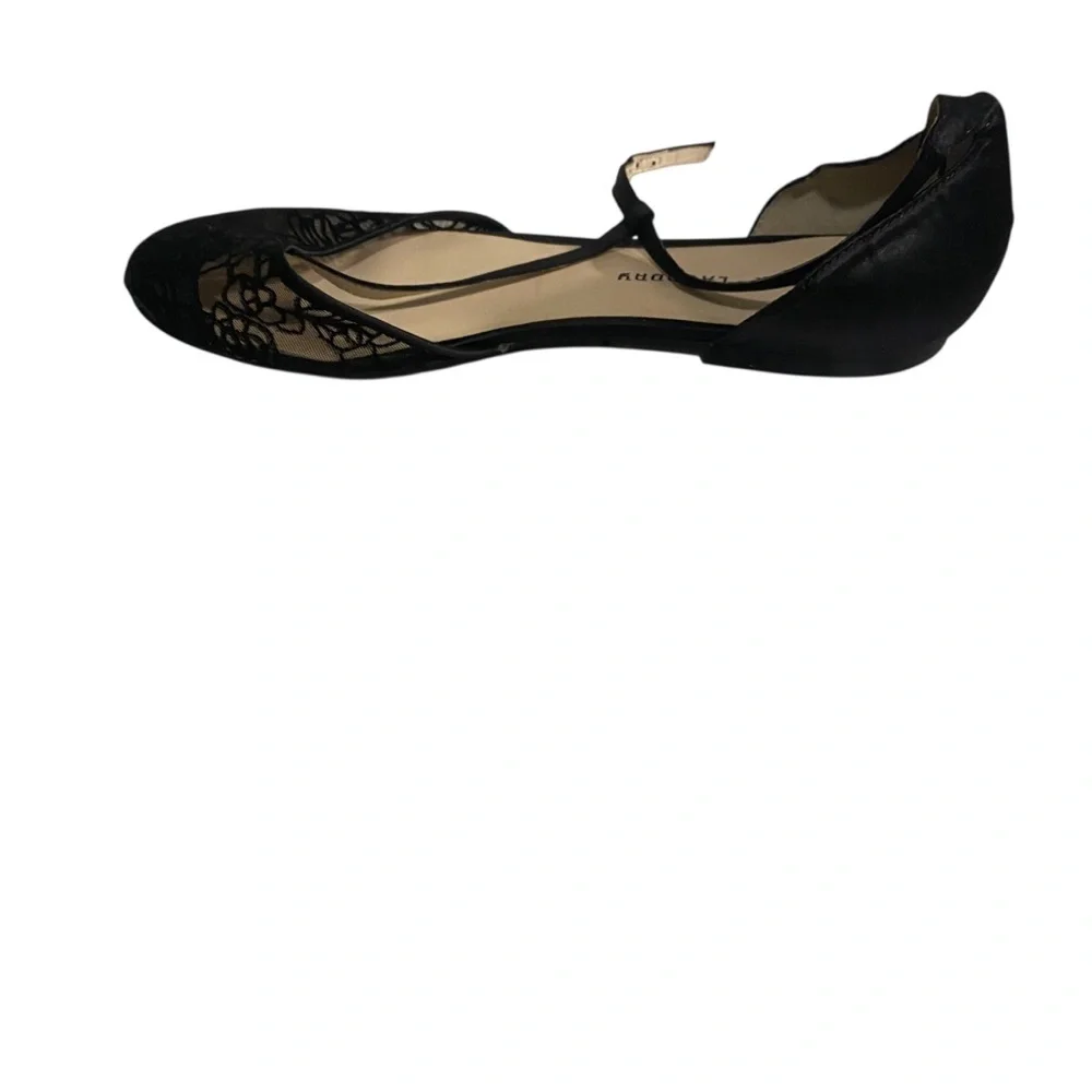 Chinese Laundry Black Lace T strap Flats Sz 11